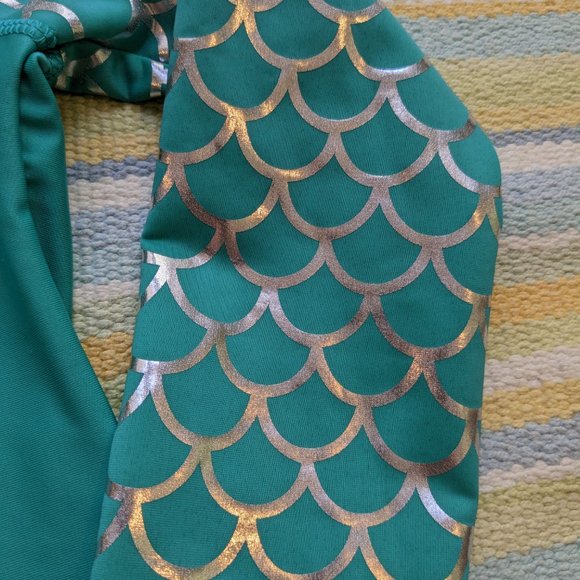 More than Magic "Mermaid at Heart" rash guard XS 4/5 - Picture 3 of 7